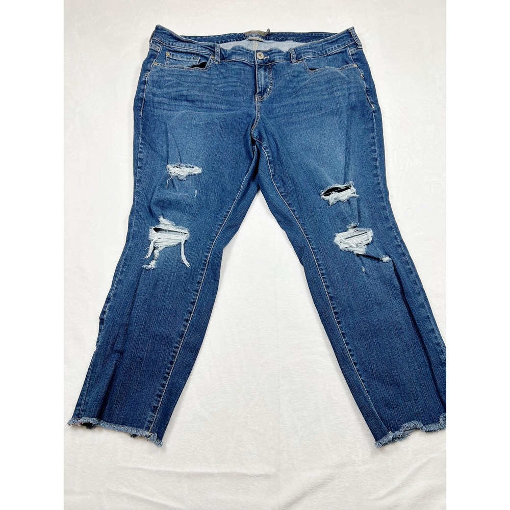 Torrid Crop Boyfriend Jeans Vintage Stretch Distressed Raw Hem Blue Size 20
